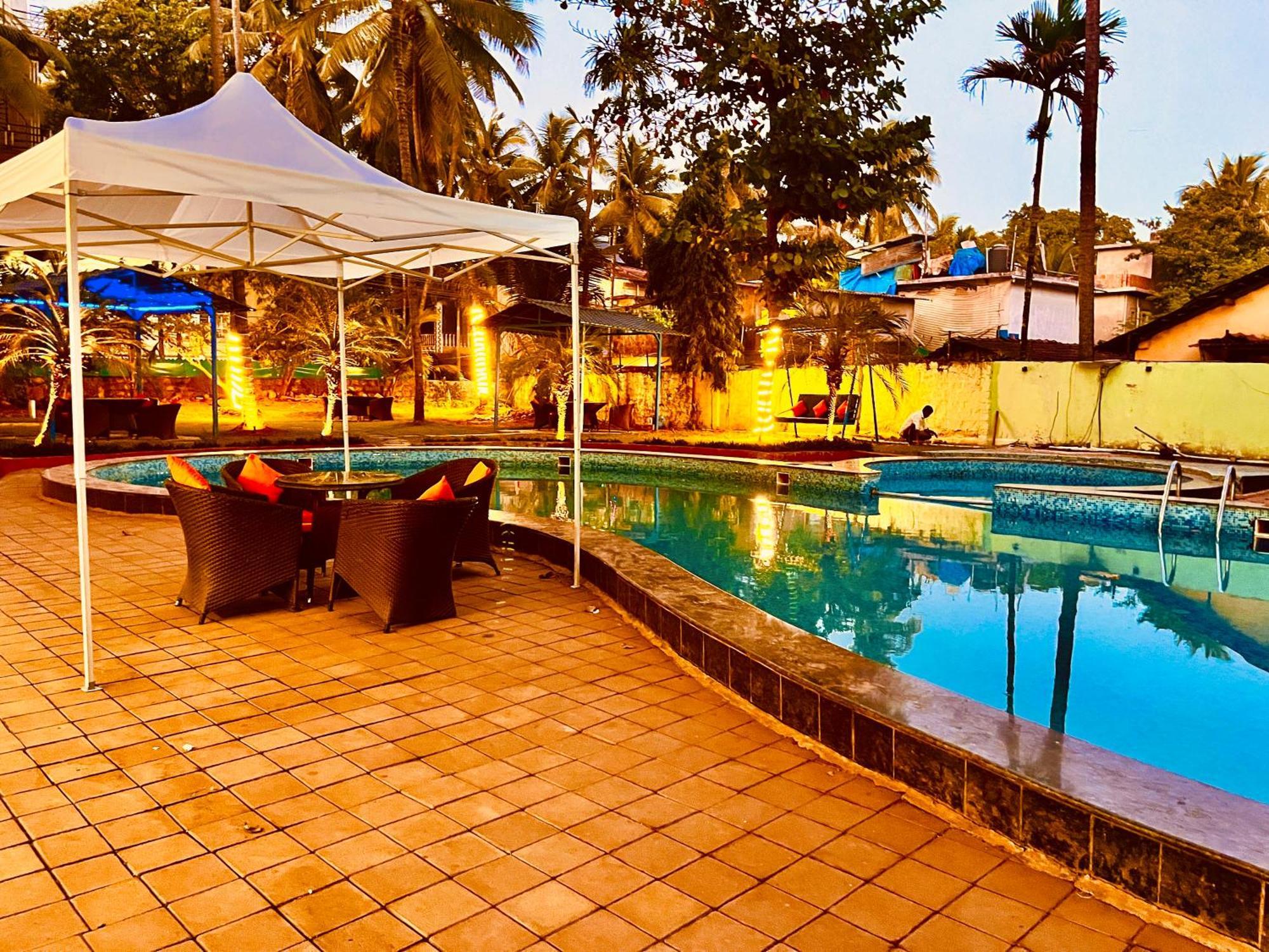 The Calagute Beach Resort By Shivam Resort 1 Km From Beach Candolim Buitenkant foto